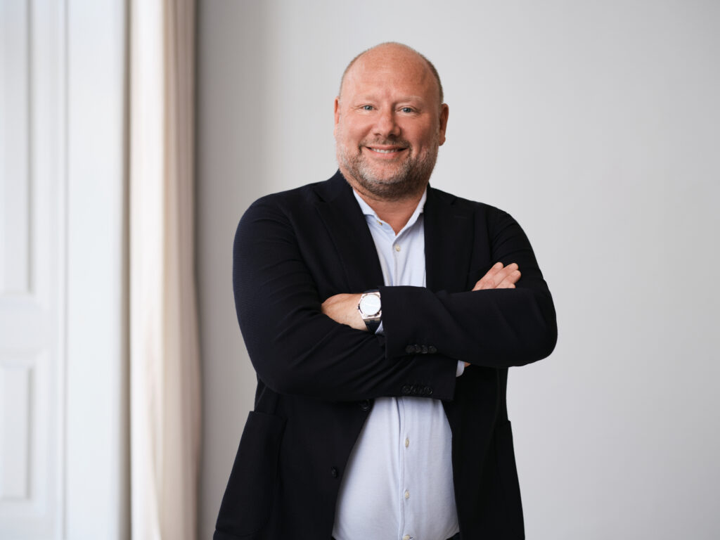 Mads Lindkær